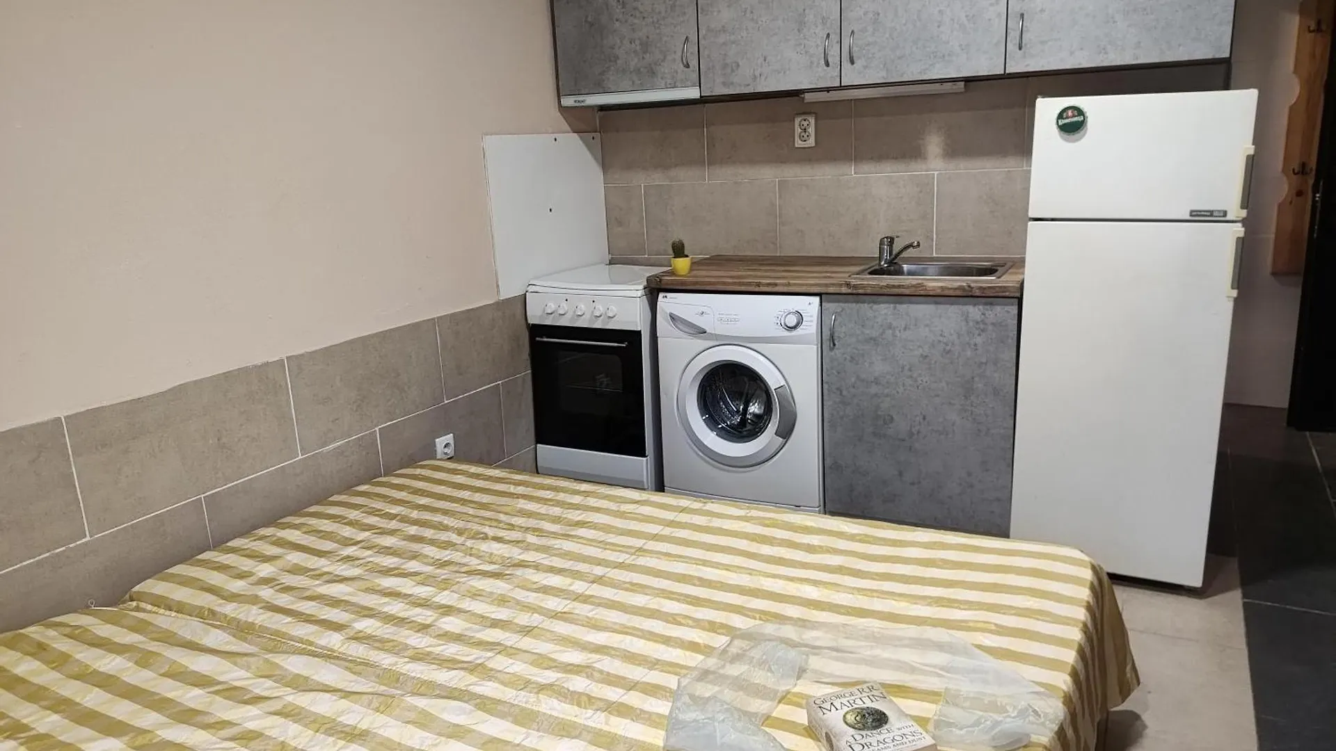 **  וארנה Paralax Hotel בולגריה
