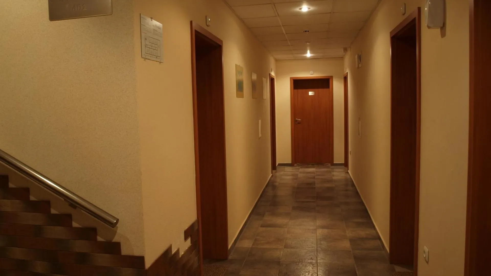 וארנה Paralax Hotel בולגריה