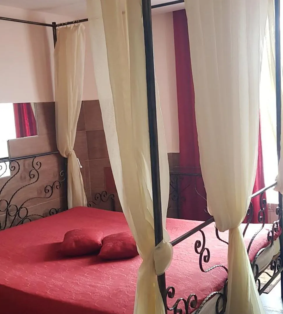 וארנה Paralax Hotel בולגריה