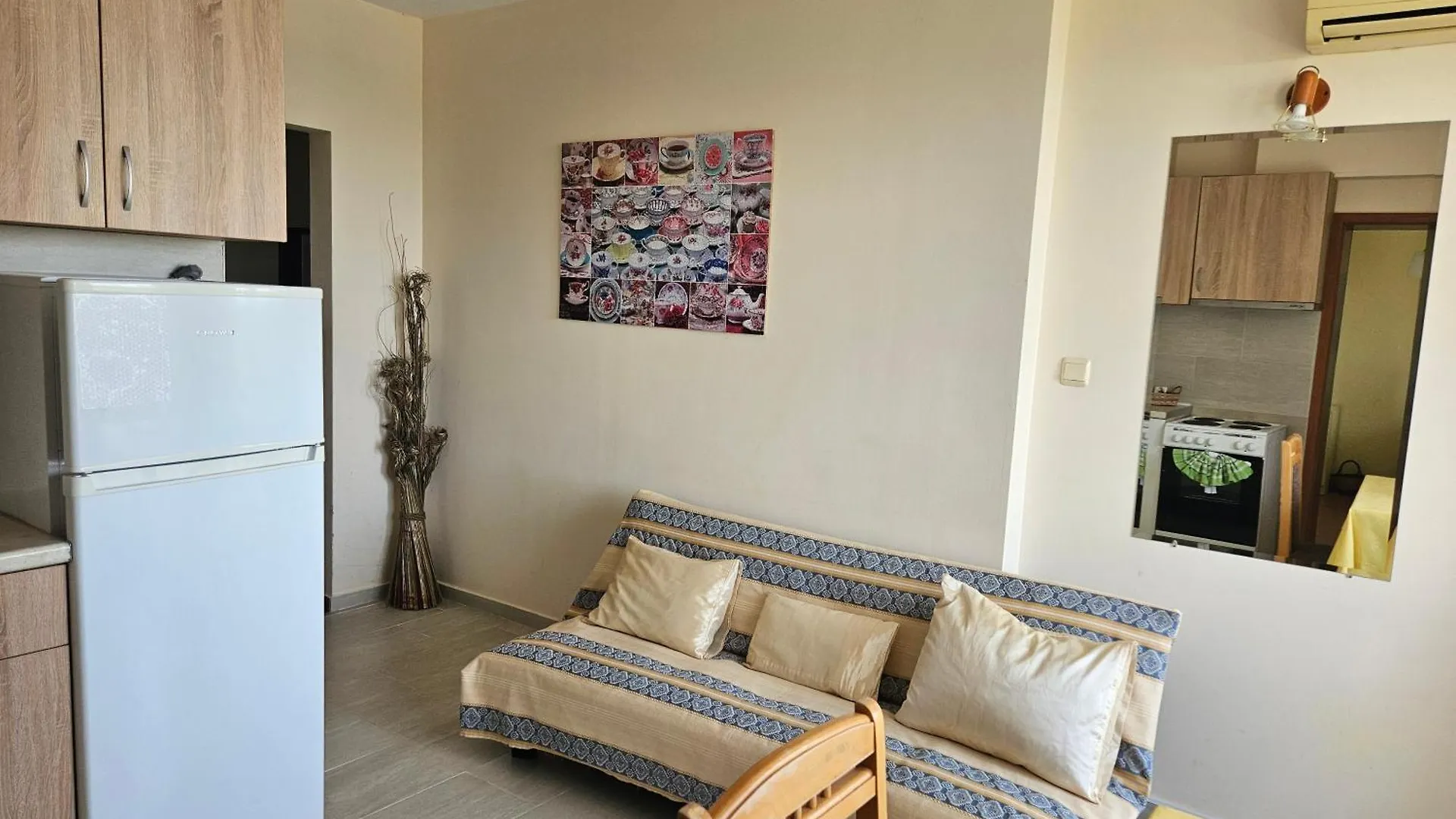 Paralax Hotel Varna 2*,