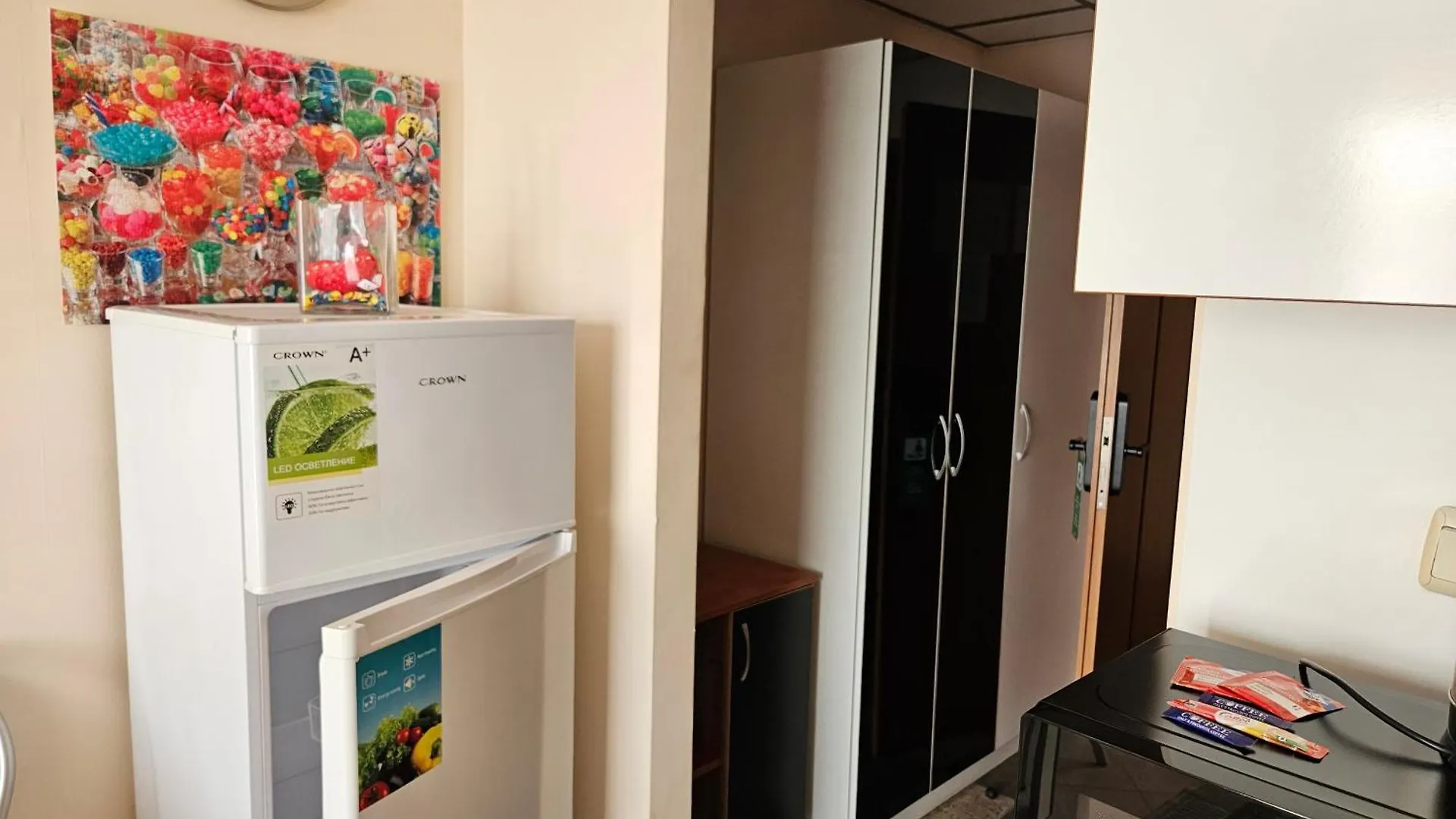 וארנה Paralax Hotel